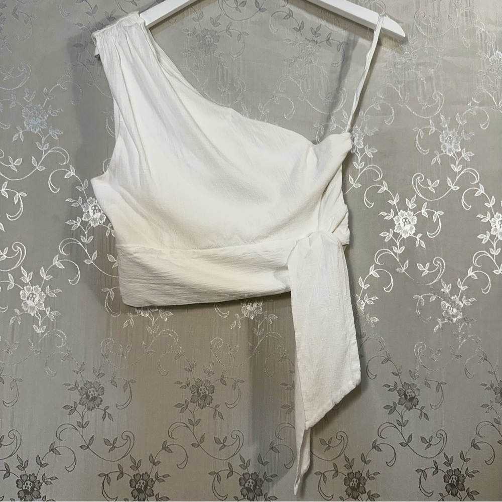 Free People White One-Shoulder Wrap Crop Top Size Medium - Picture 3 of 7